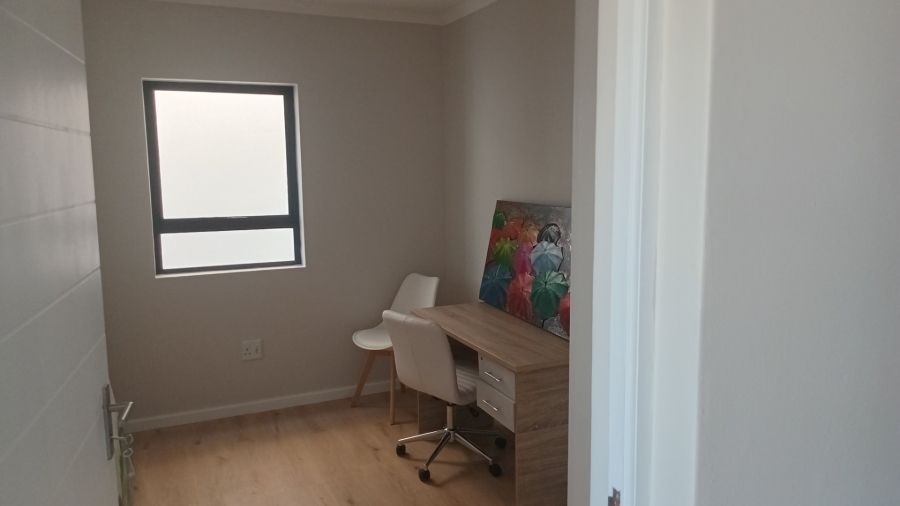 2 Bedroom Property for Sale in Table View Western Cape